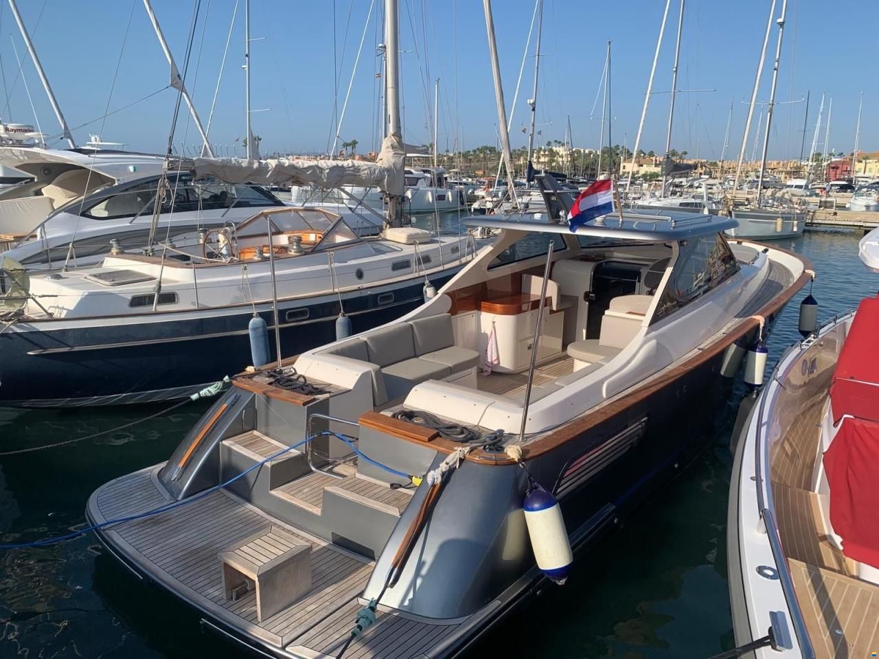 Gagliotta 35 Lobster