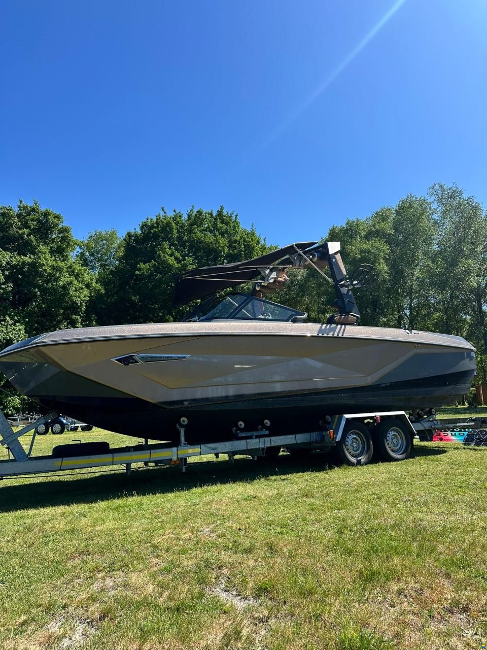 Nautique G25