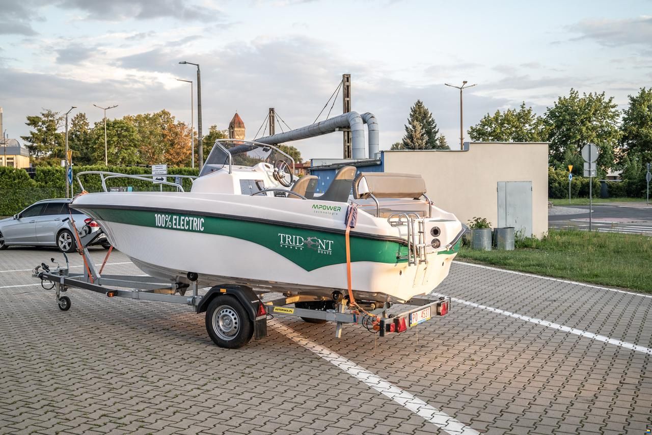 Trident Boats 530 Sport