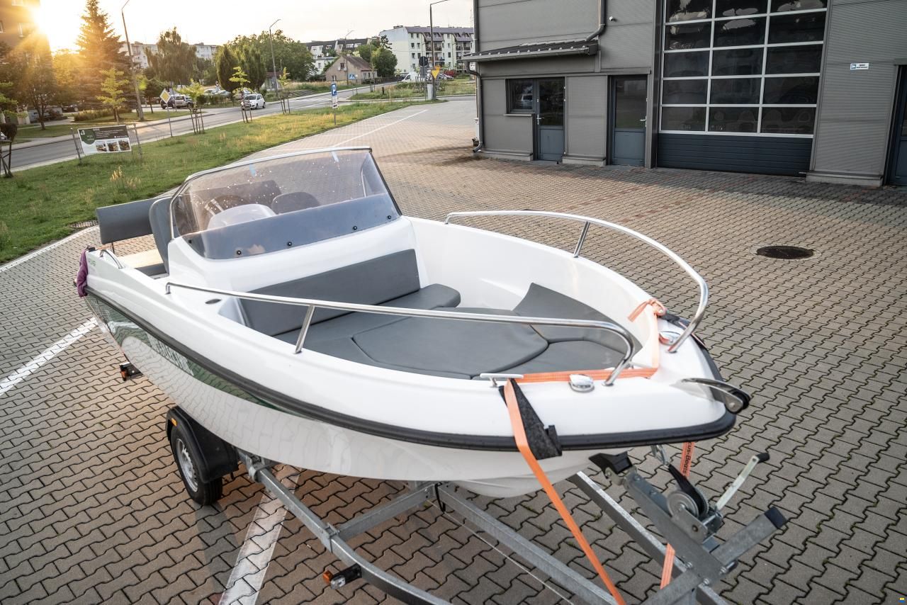 Trident Boats 530 Sport