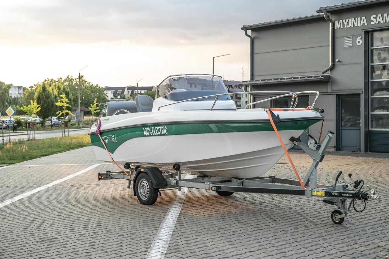 Trident Boats 530 Sport