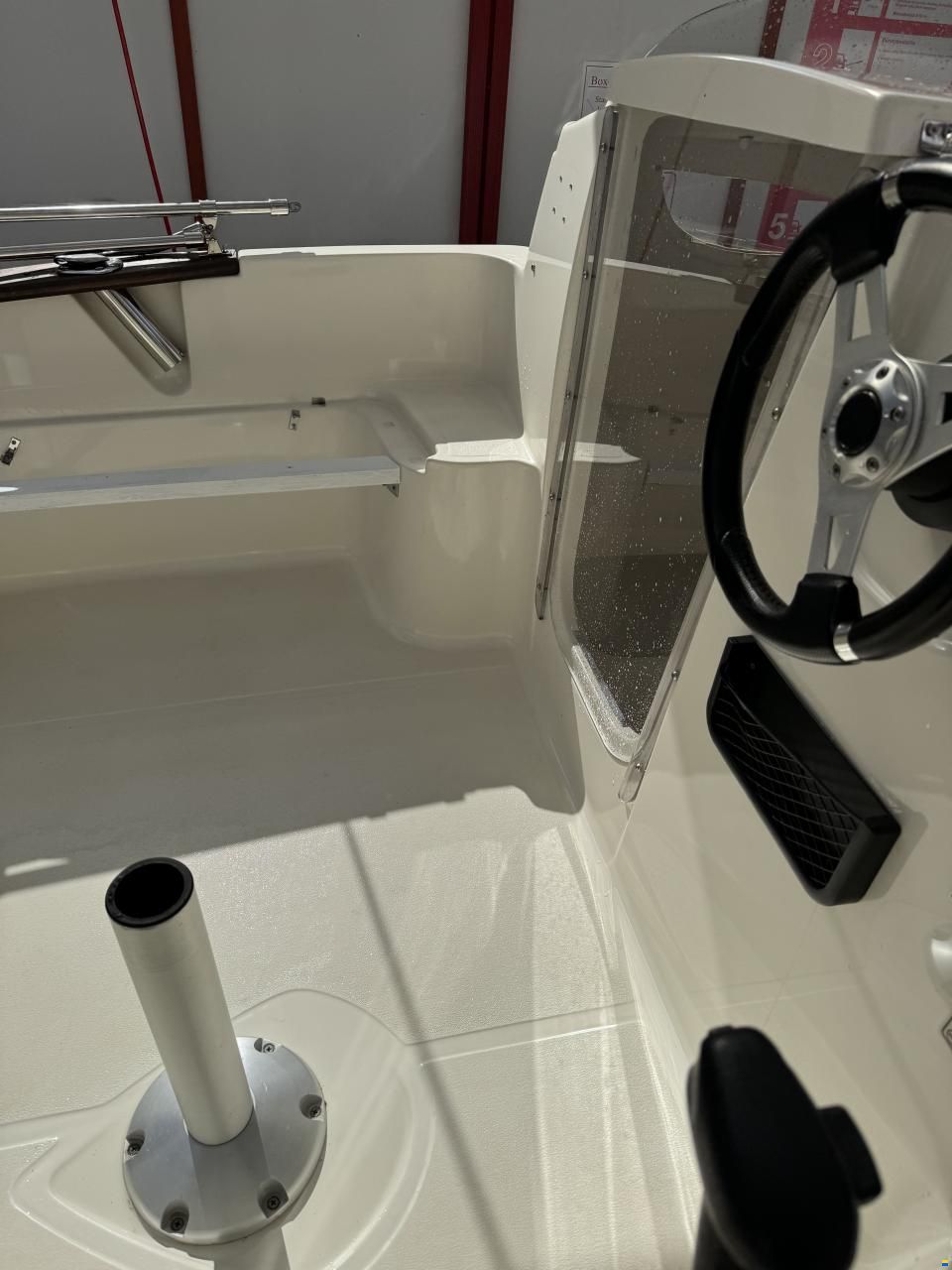 Quicksilver Activ 430 Cabin