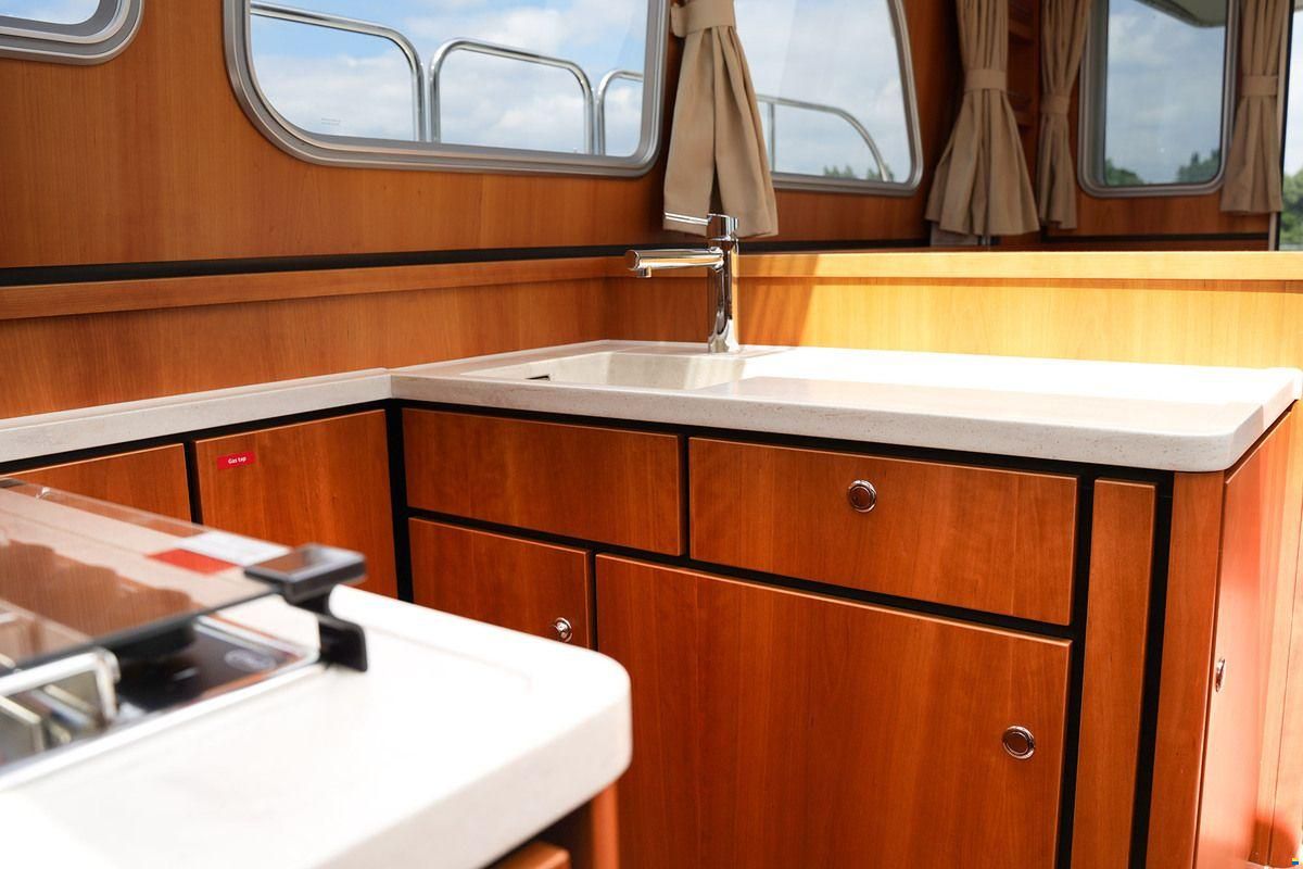 Linssen 40.0 sedan