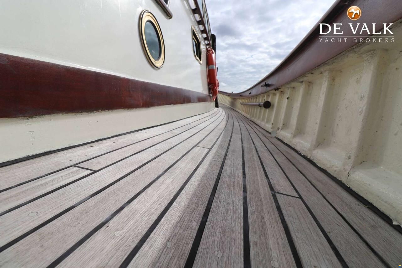 Brooke Marine Motor Yacht