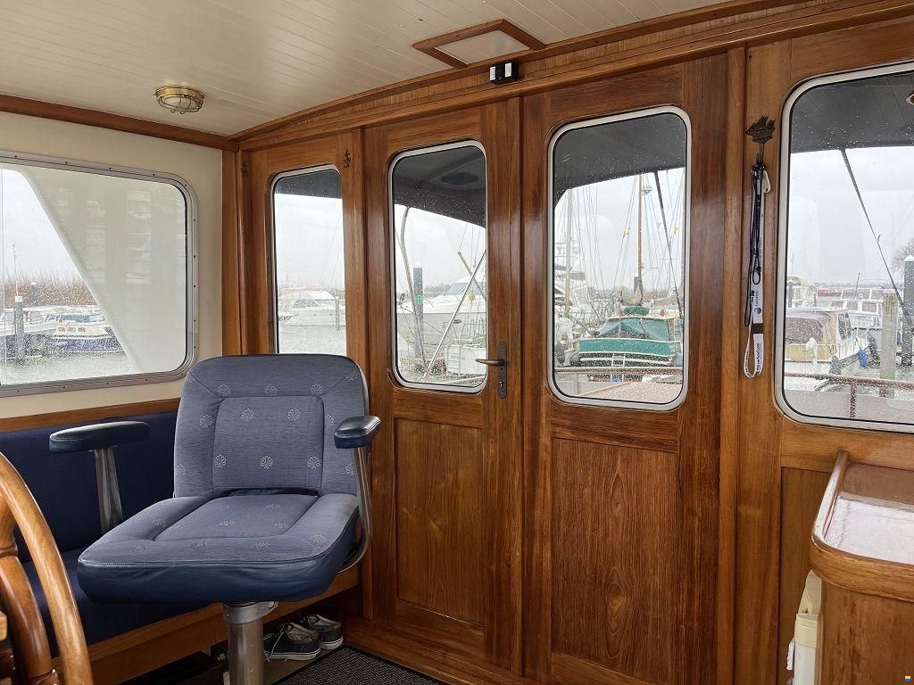 Blauwe Hand Trawler 1400