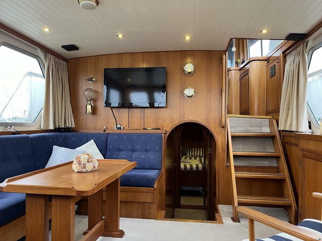 Blauwe Hand Trawler 1400