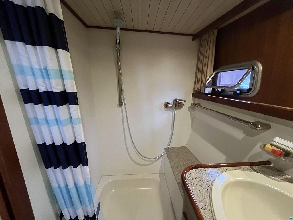 Blauwe Hand Trawler 1400