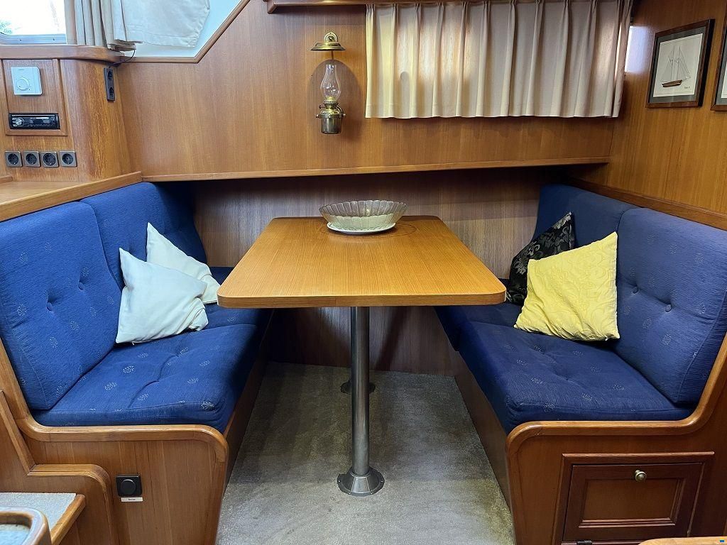 Blauwe Hand Trawler 1400