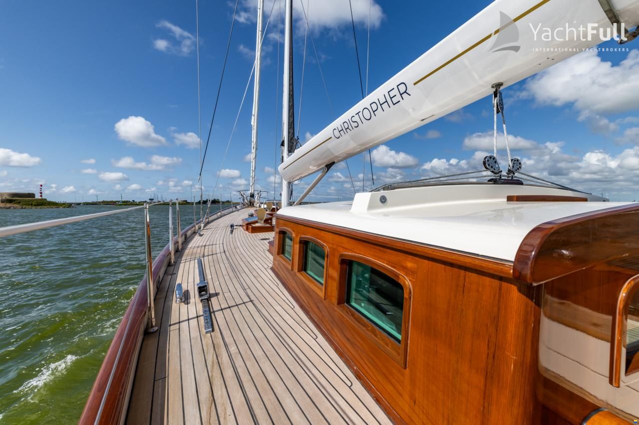 K&M Yachtbuilders Dykstra