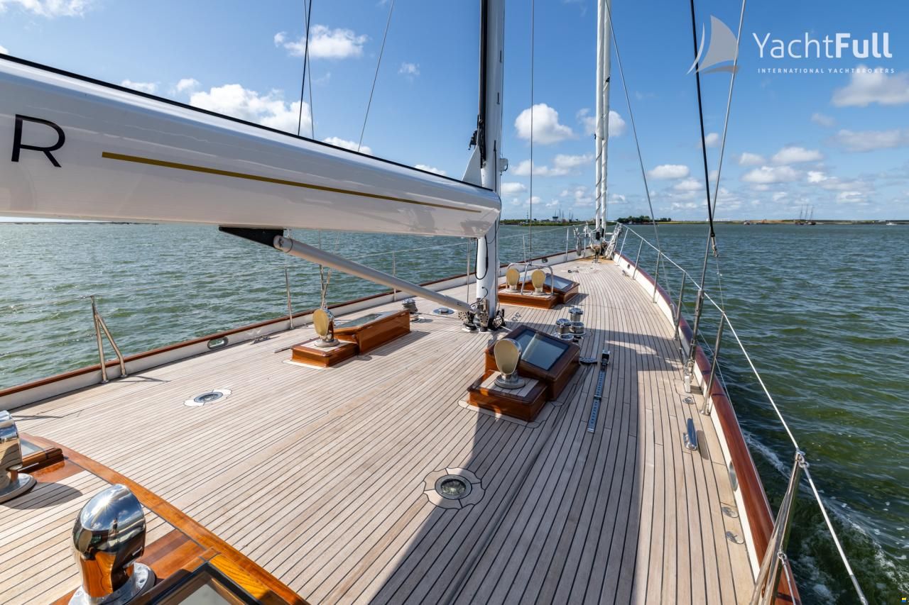 K&M Yachtbuilders Dykstra