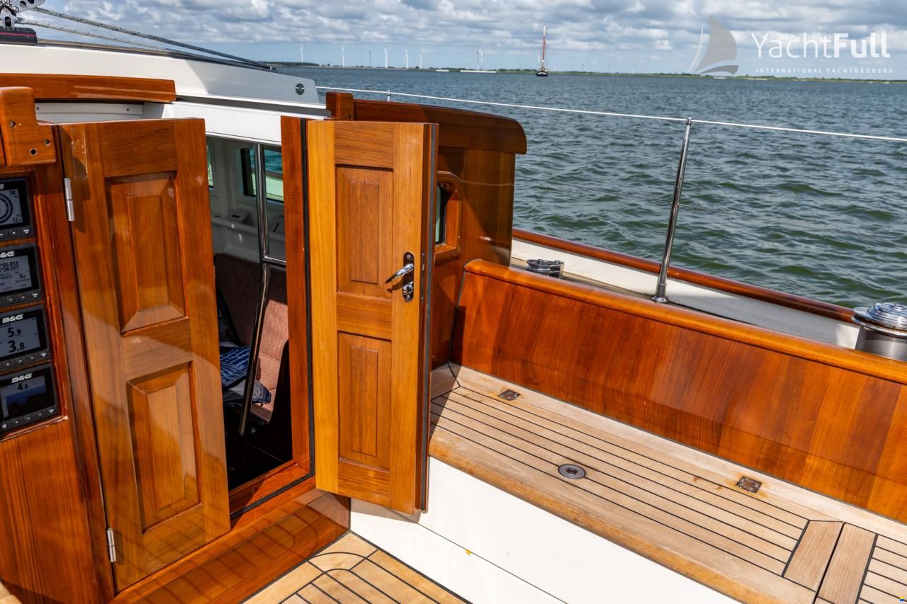 K&M Yachtbuilders Dykstra