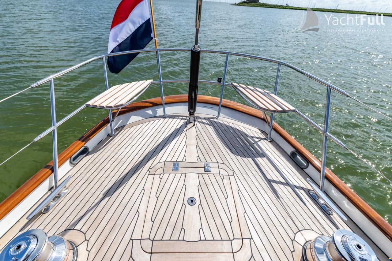 K&M Yachtbuilders Dykstra