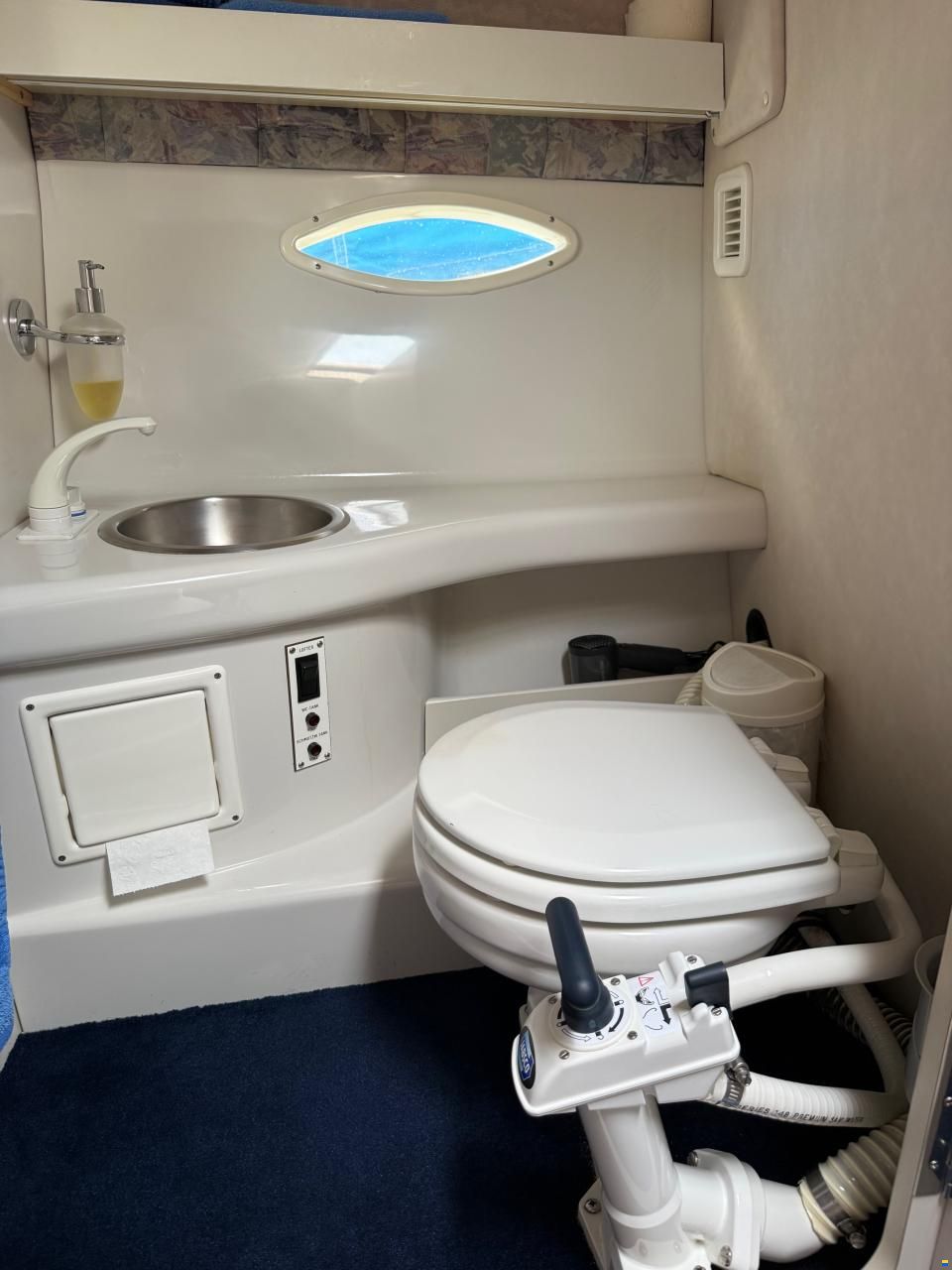 Chris Craft 268 Concept Cuddy