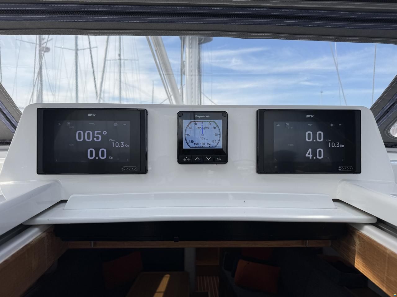 X-Yachts X 4.0