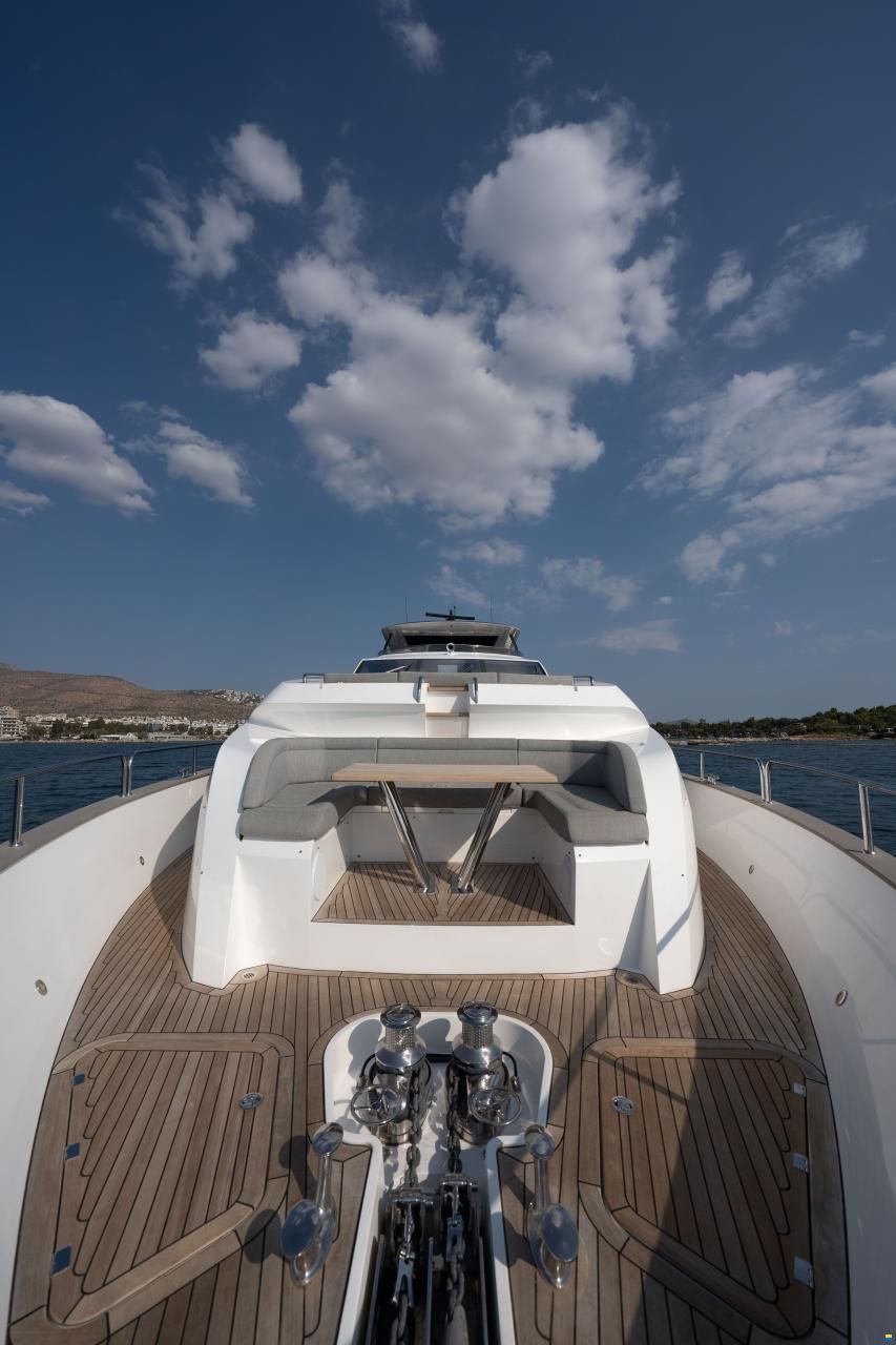 Sunseeker 95 Yacht