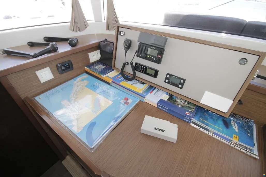 Lagoon 450 F