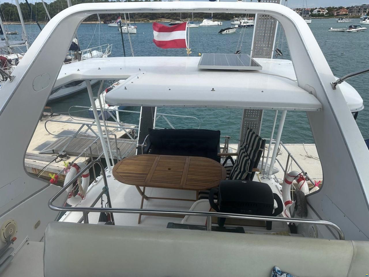 Bayliner 3587 AFT CABIN