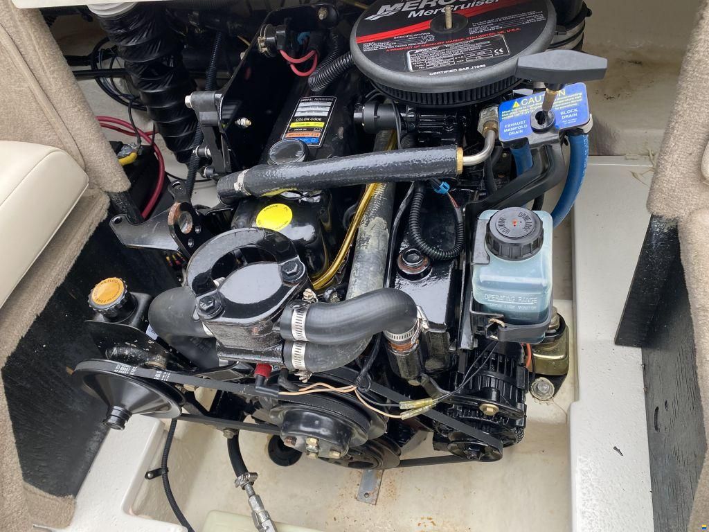 Chaparral 180 SSI