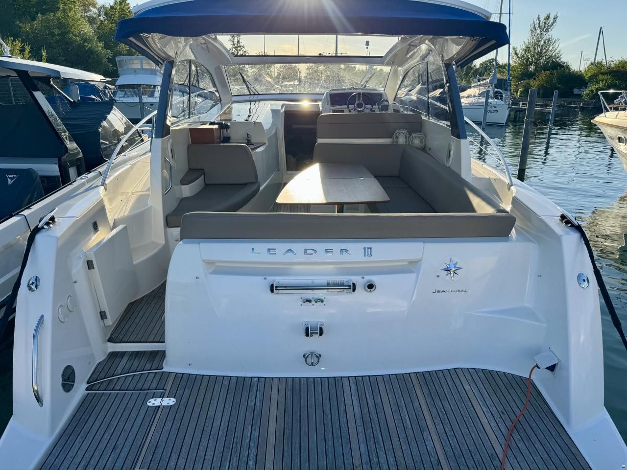 Jeanneau Leader 10