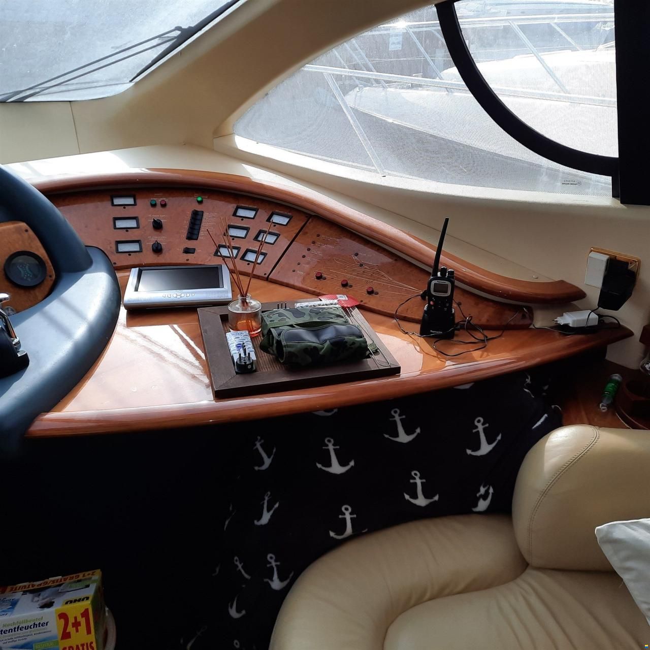 Azimut AZ 55