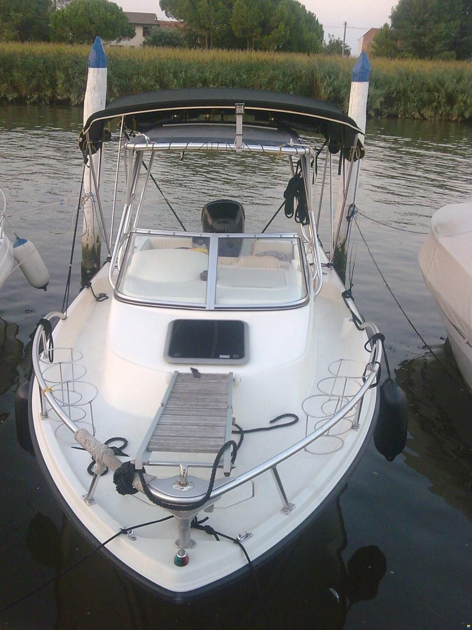 Mako Marine MAKO 215 WA