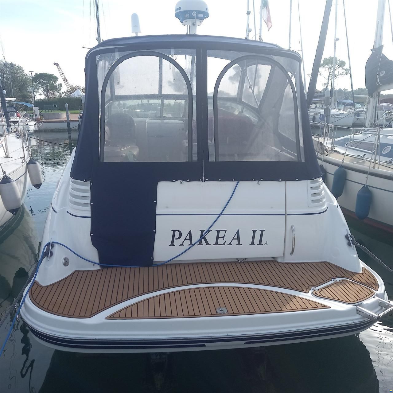 Larson Boats LARSON 310 CABRIO