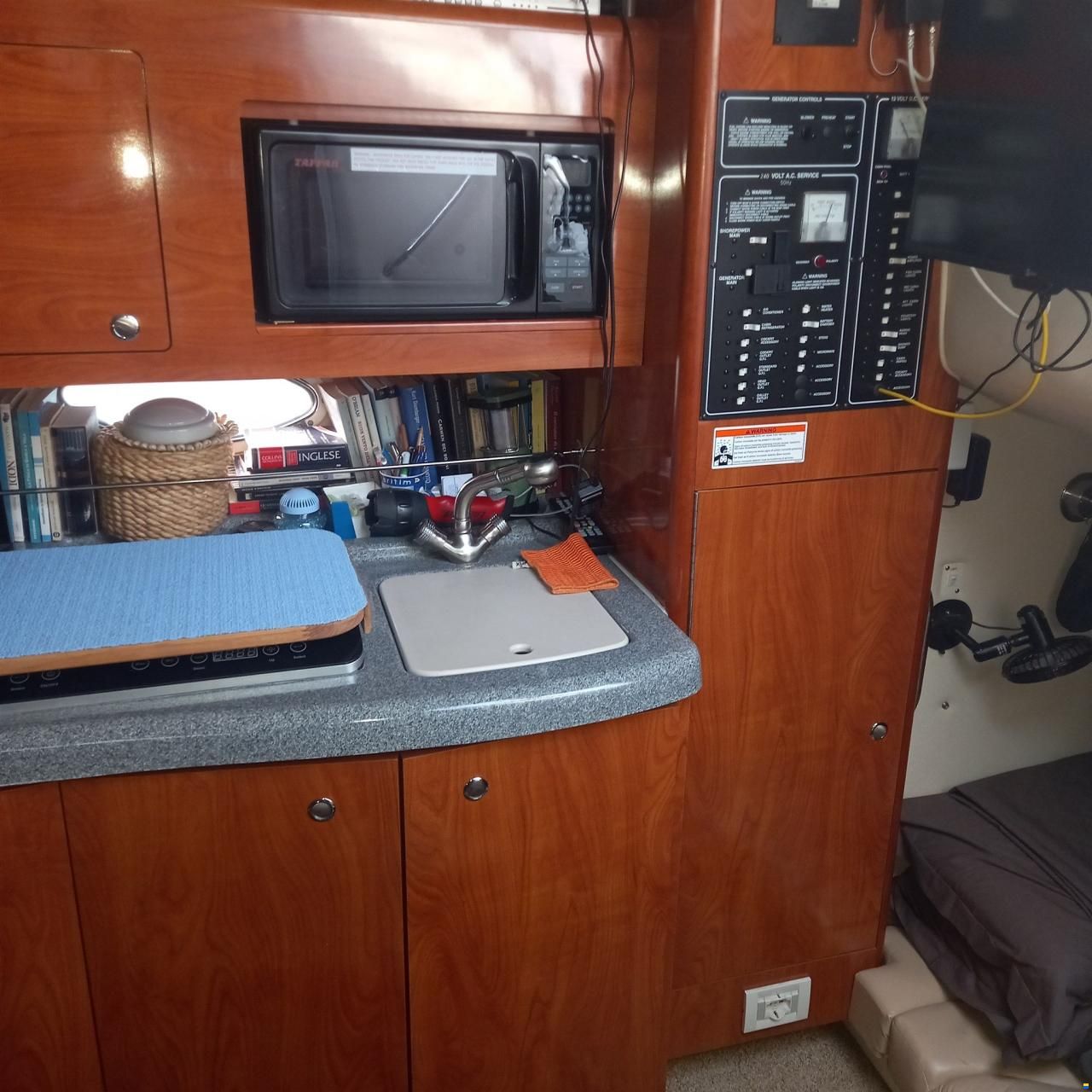 Larson Boats LARSON 310 CABRIO