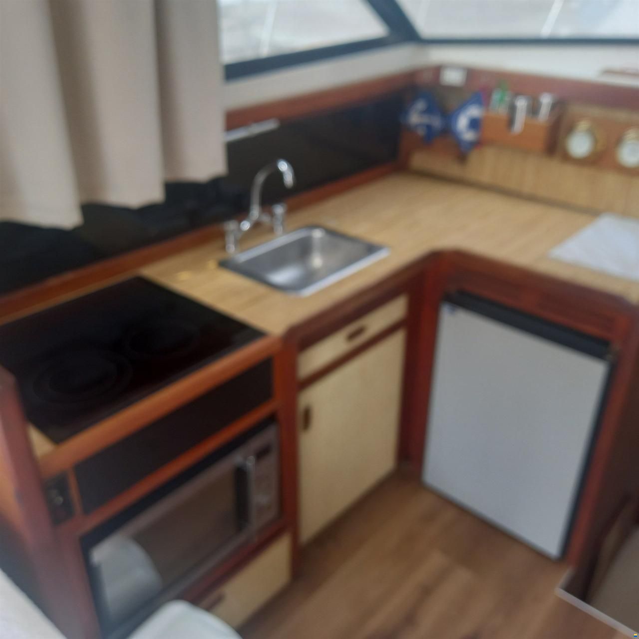 Trojan Yacht TROJAN 36 FLY