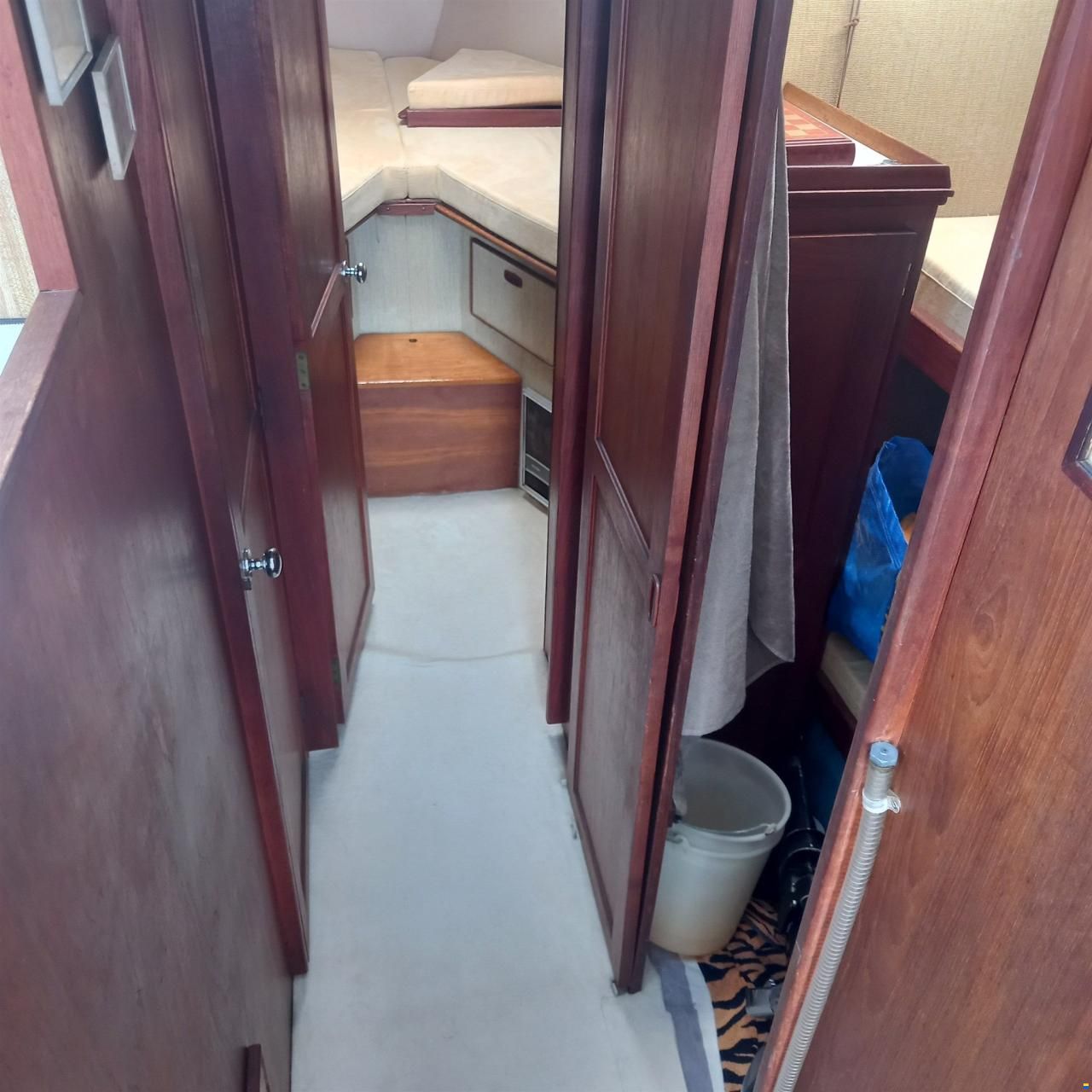 Trojan Yacht TROJAN 36 FLY