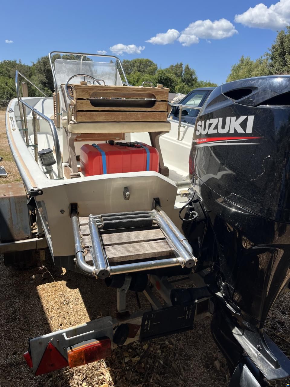 Boston Whaler Montauk 17