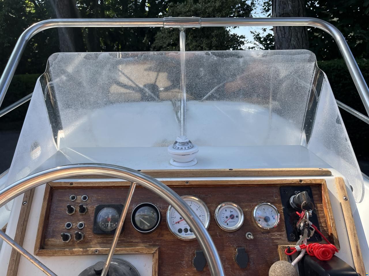 Boston Whaler Montauk 17