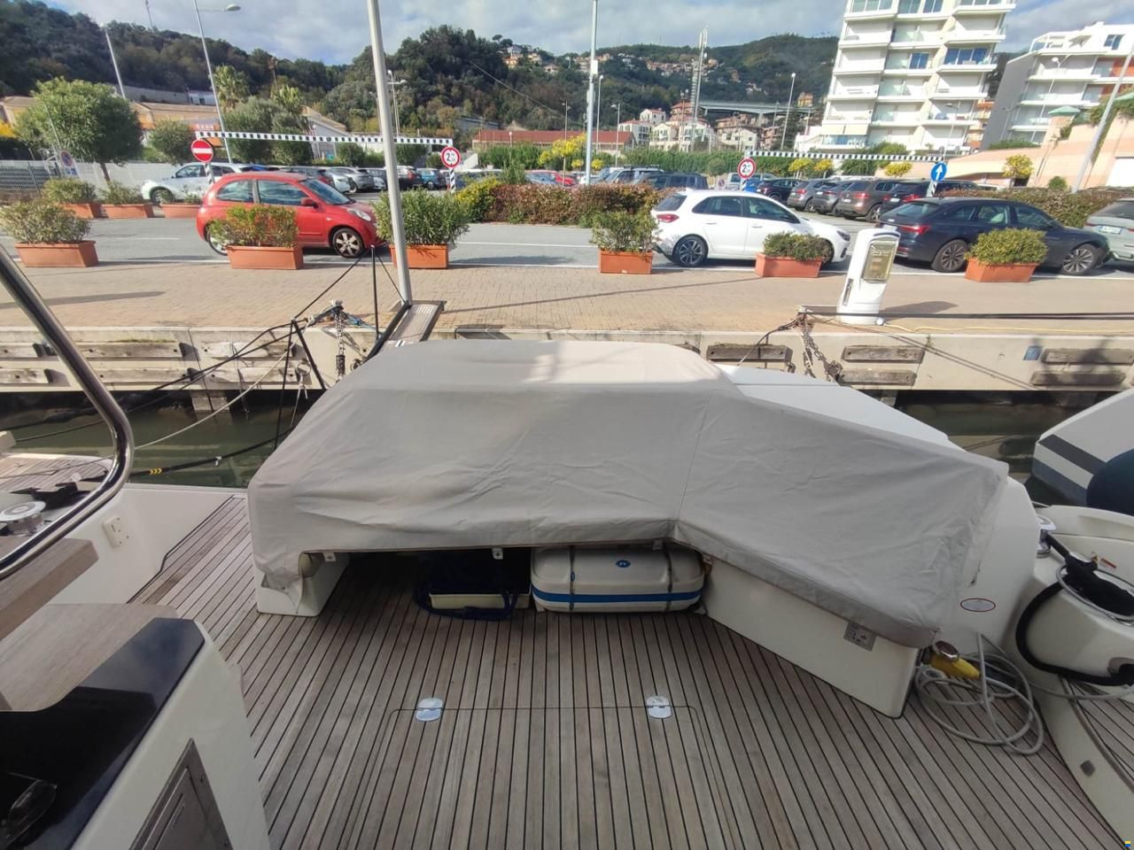 Cranchi E52S
