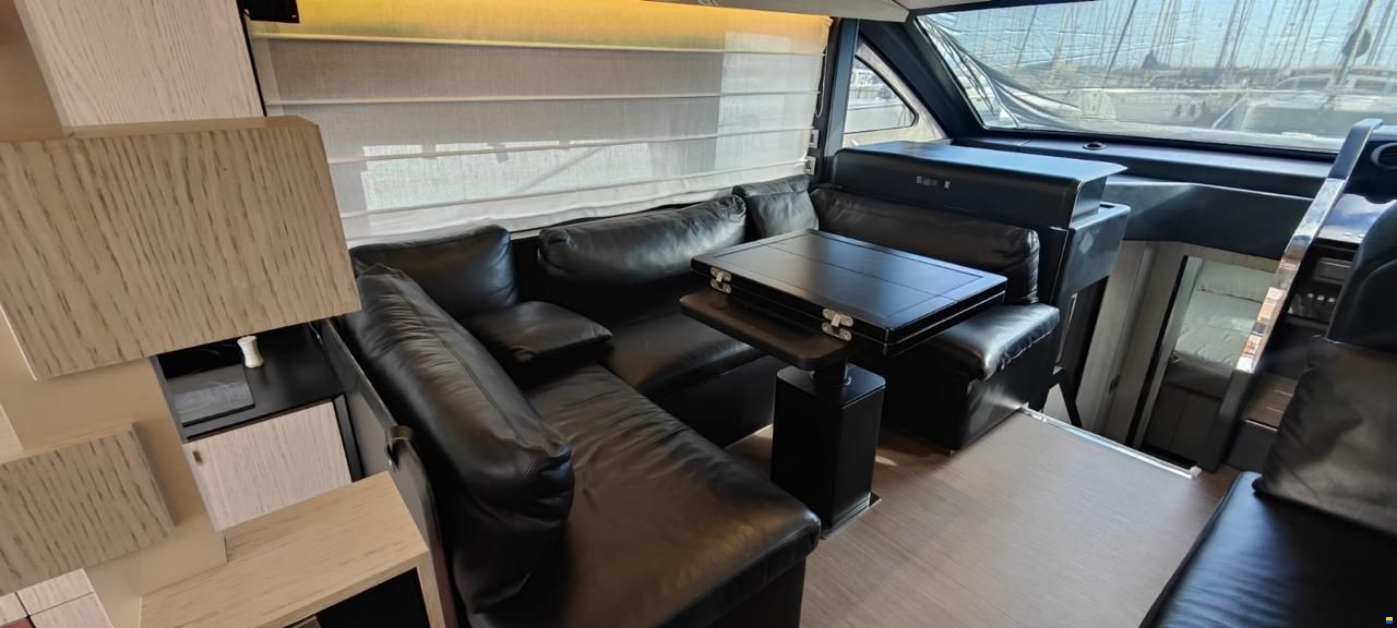 Cranchi E52S