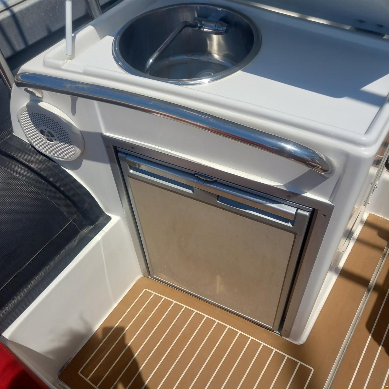 Pirelli Pzero P1000 Cabin