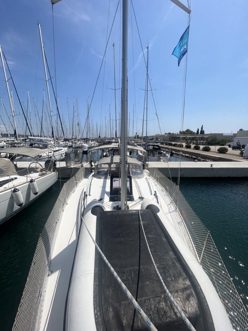 Bavaria 33 crusier
