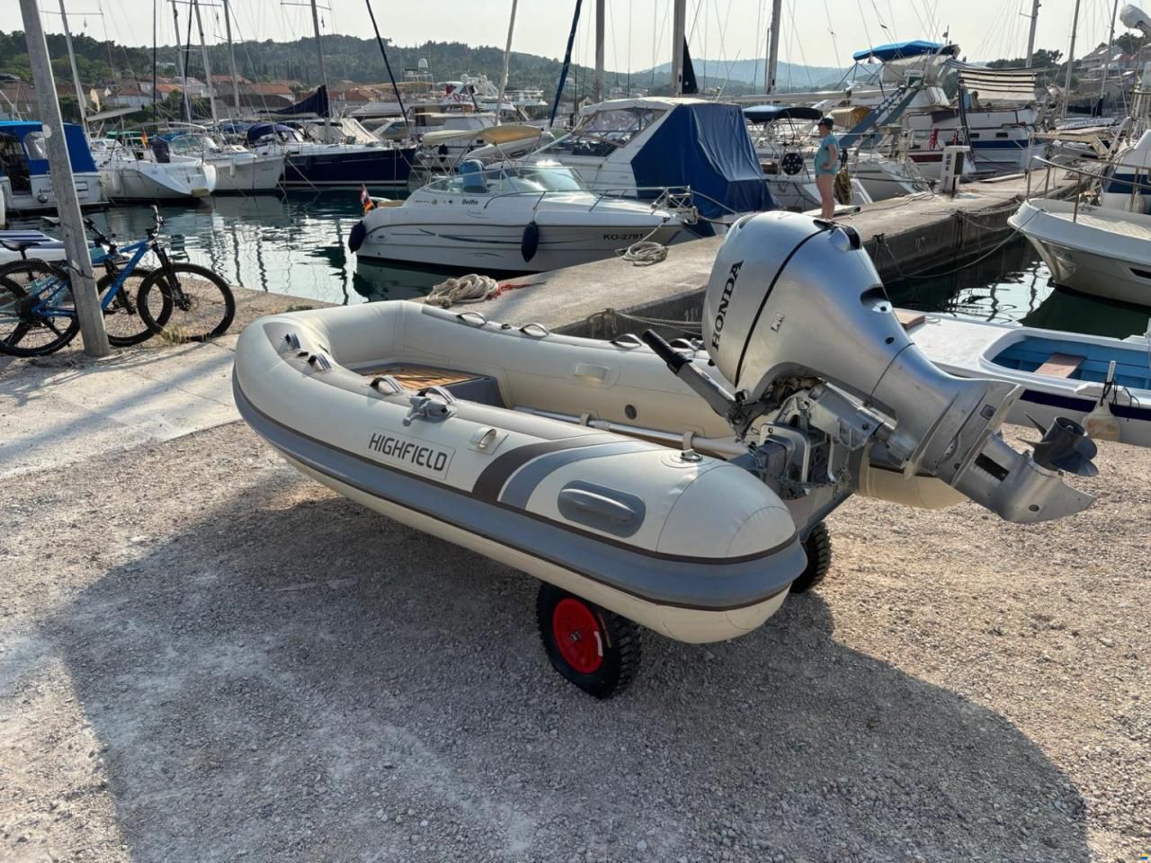 Highfield 320 CL
