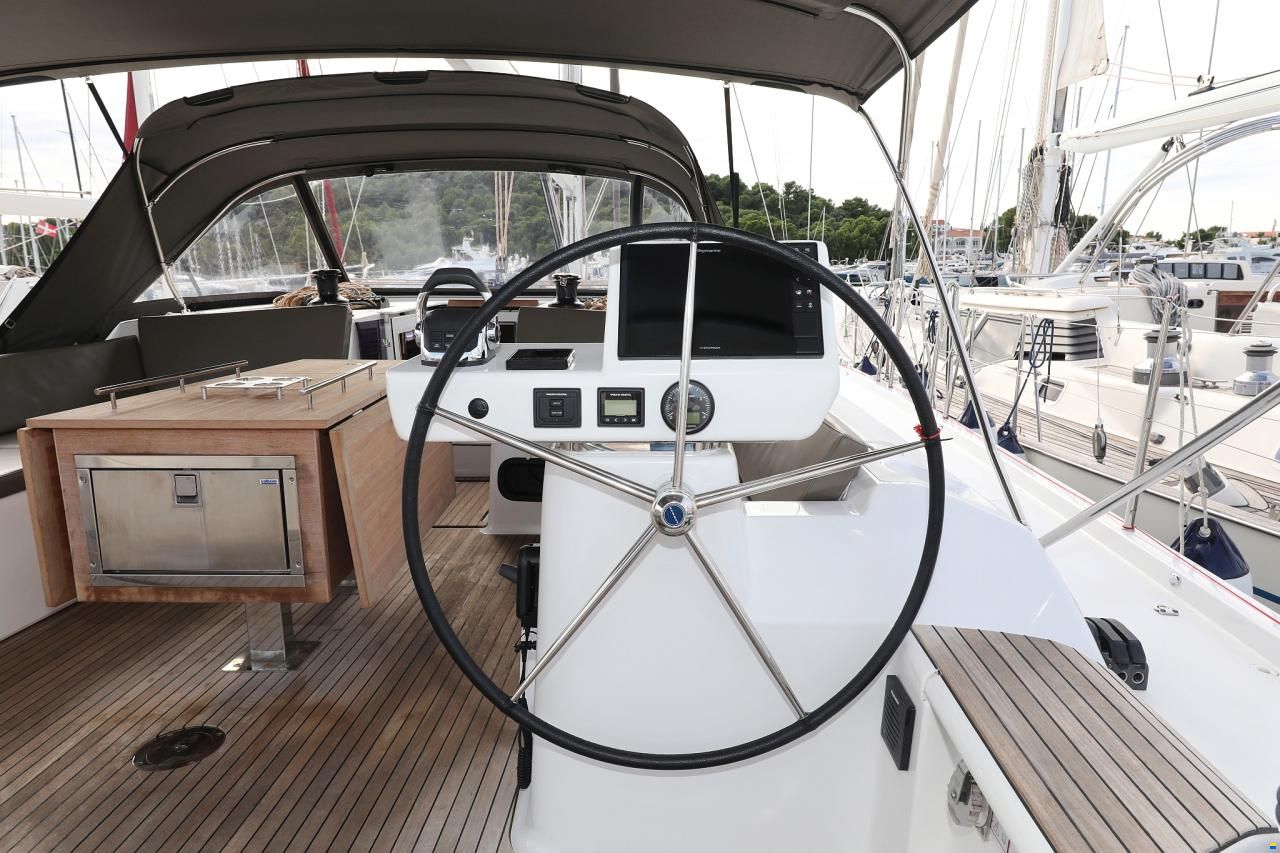 Dufour 56 Exclusive