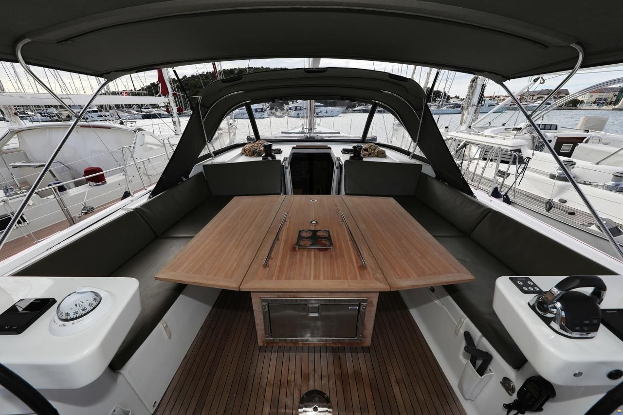 Dufour 56 Exclusive