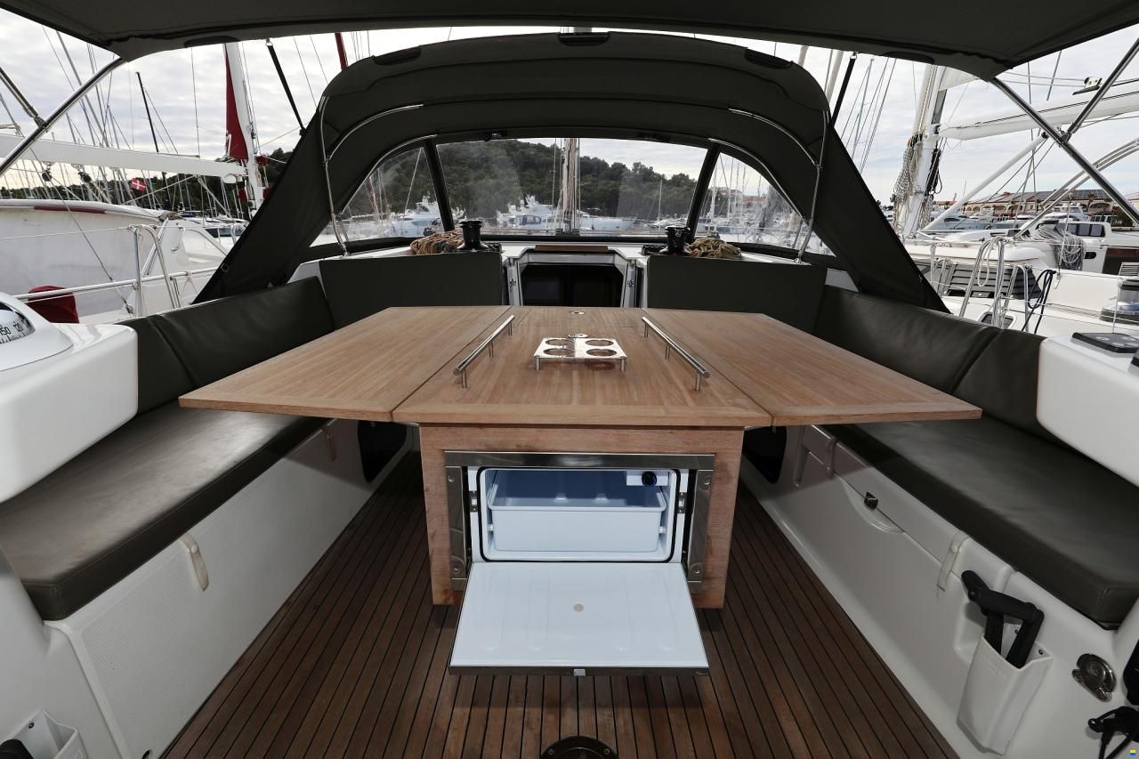 Dufour 56 Exclusive