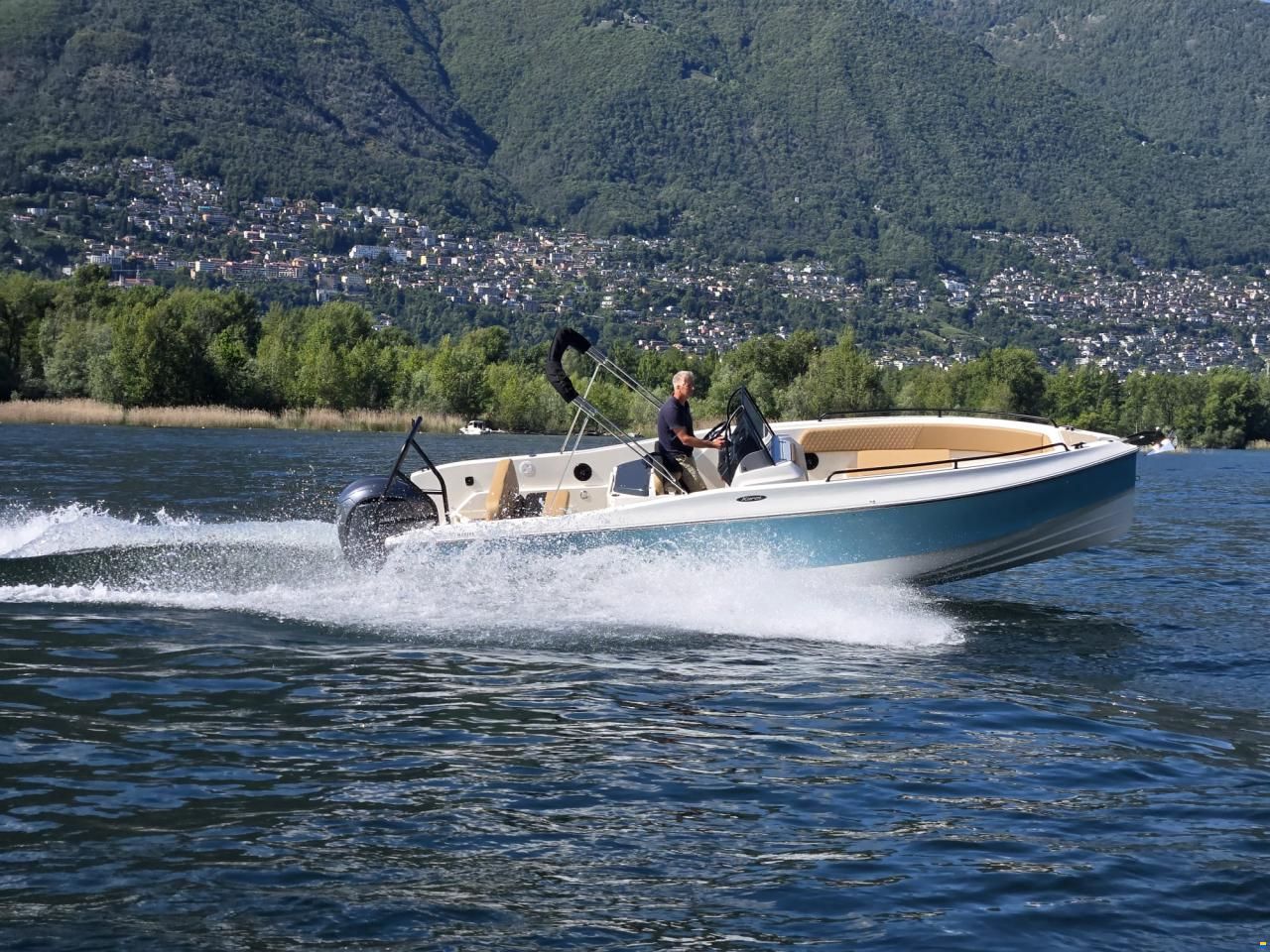 Karel Odyssea 750C