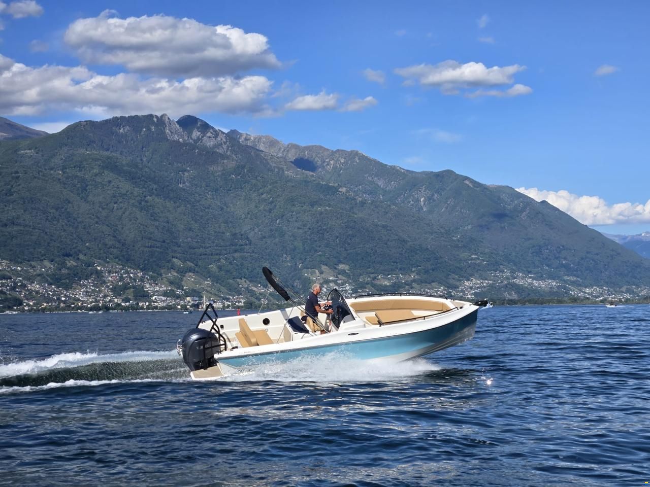 Karel Odyssea 750C