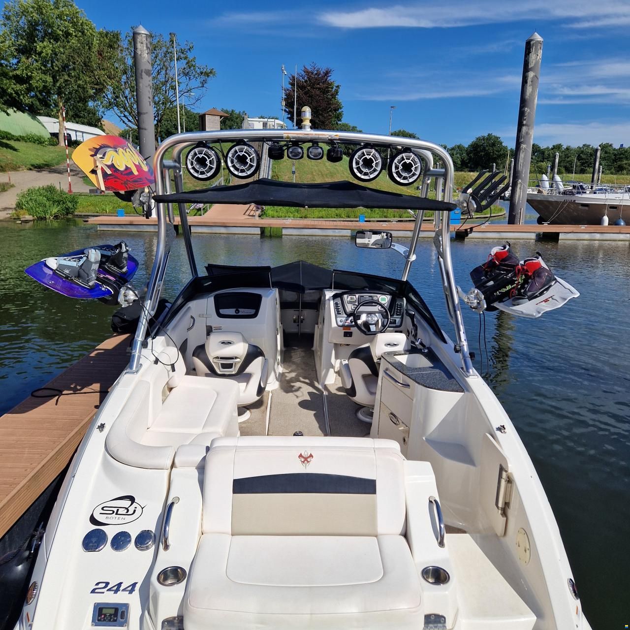 Chaparral Sunesta 244
