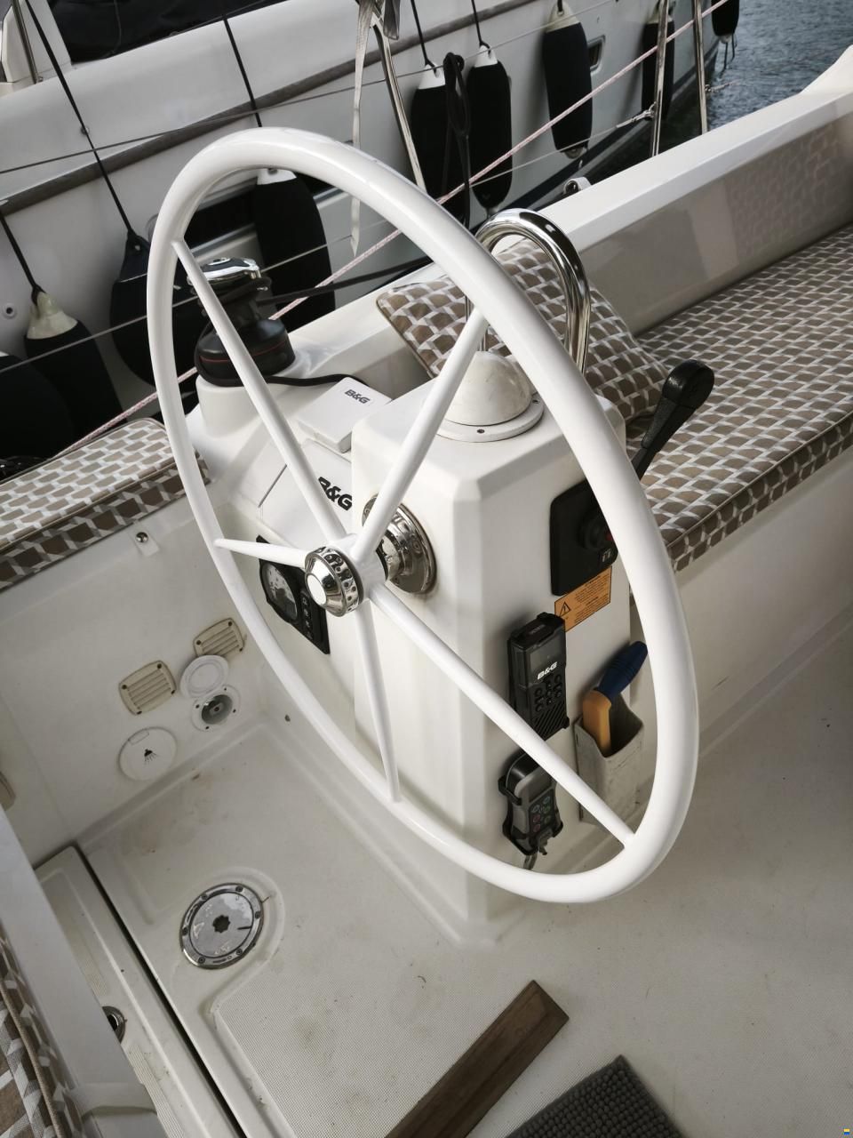 Beneteau Oceanis 35