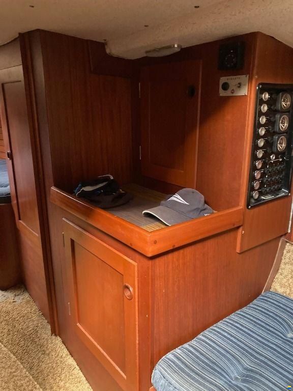 Hallberg-Rassy 352