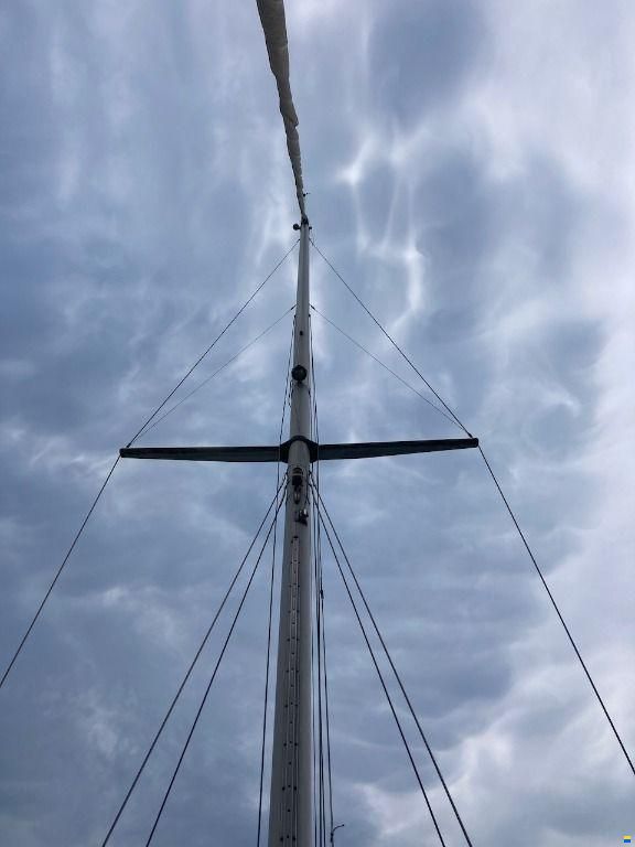 Hallberg-Rassy 352