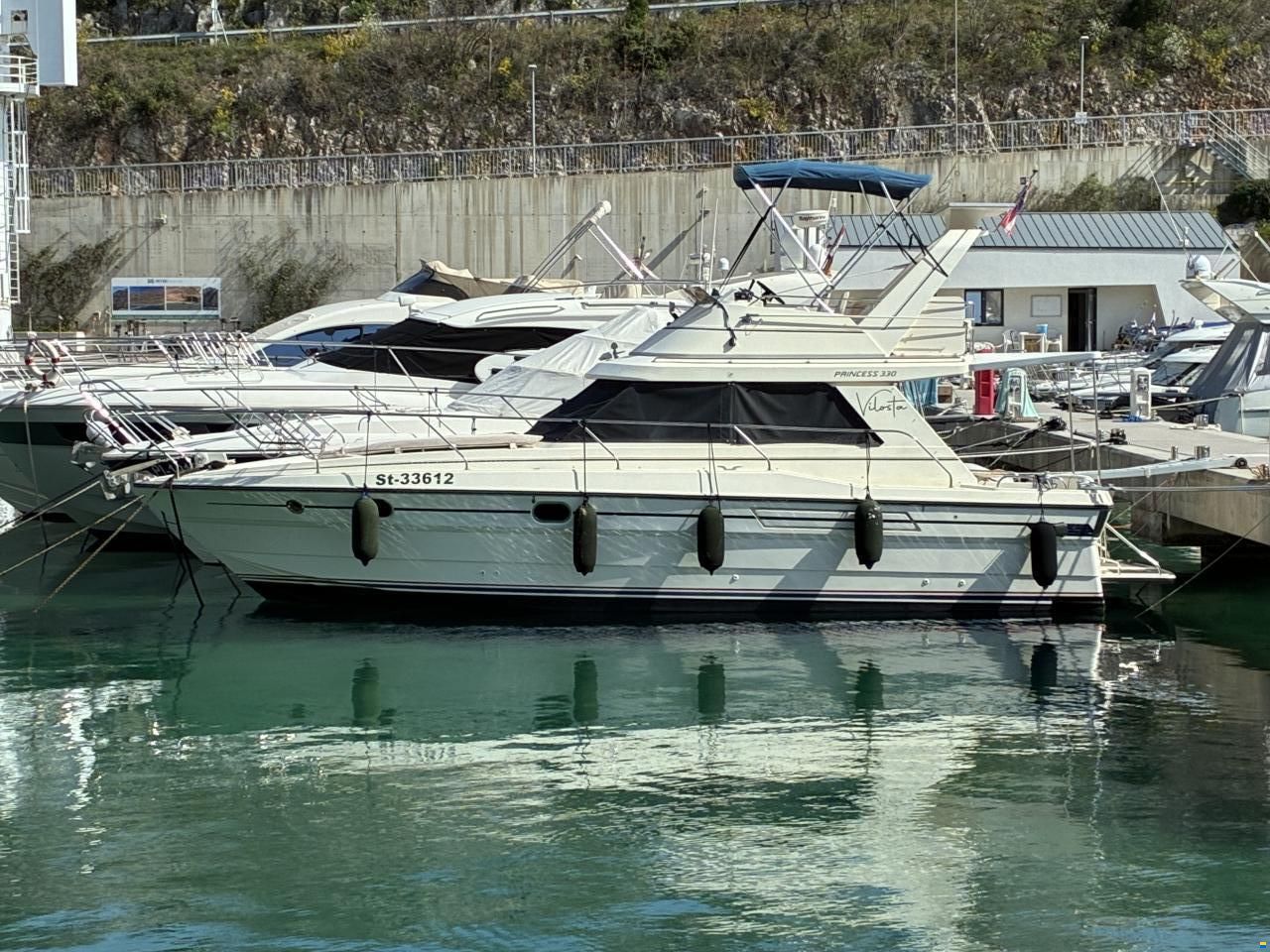 Princess 330