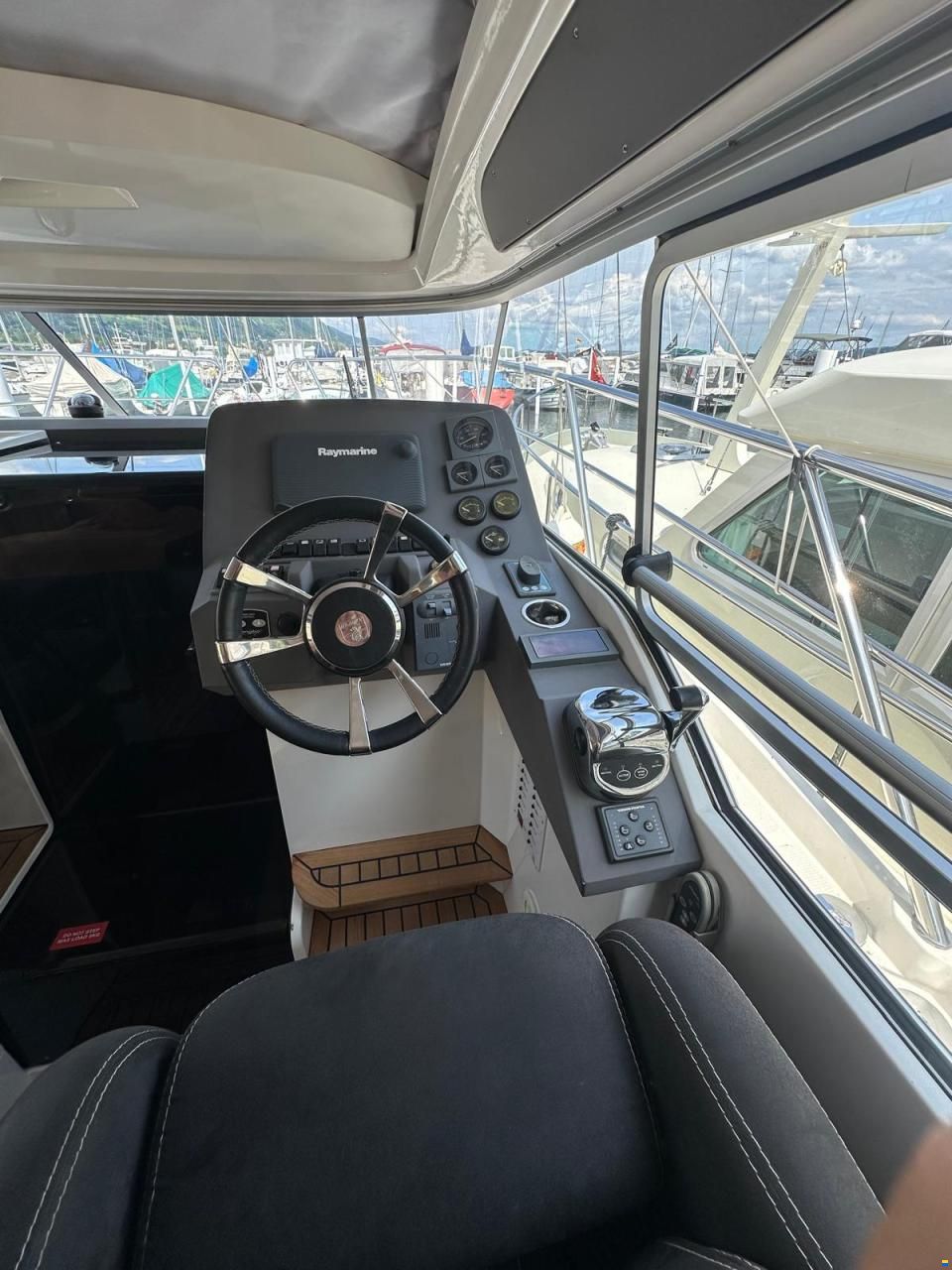 Marex AS 320 AFT Cabine Cruiser