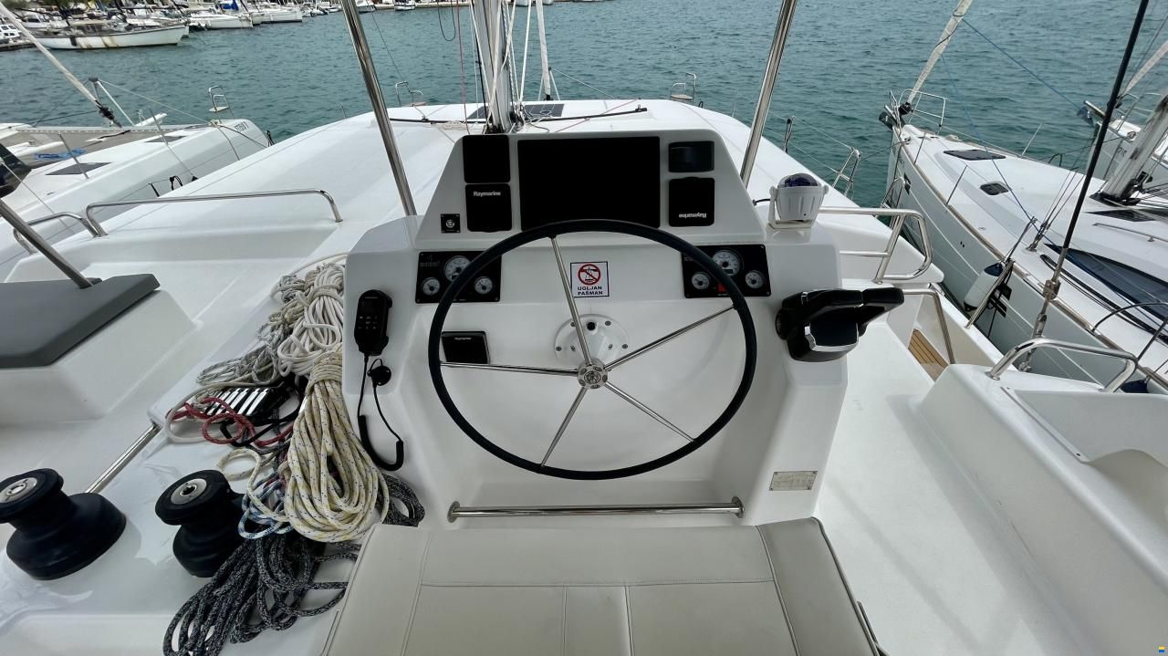 Dufour Catamarans 48