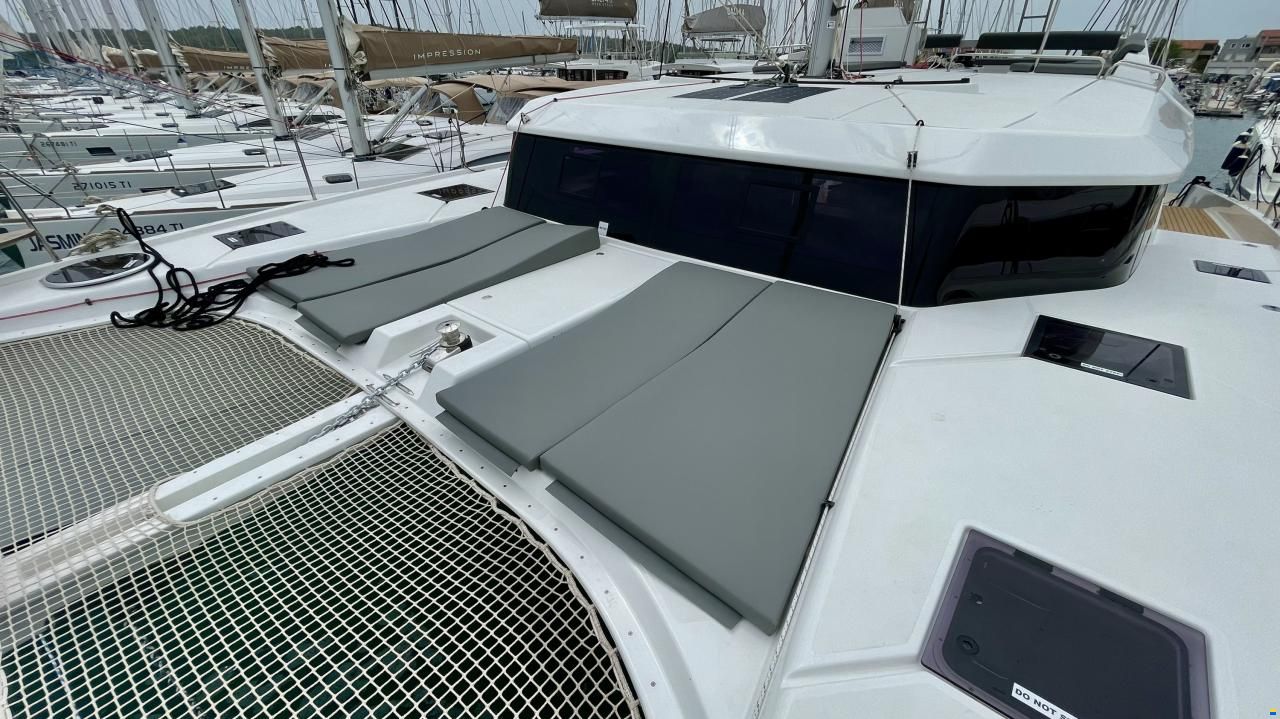 Dufour Catamarans 48
