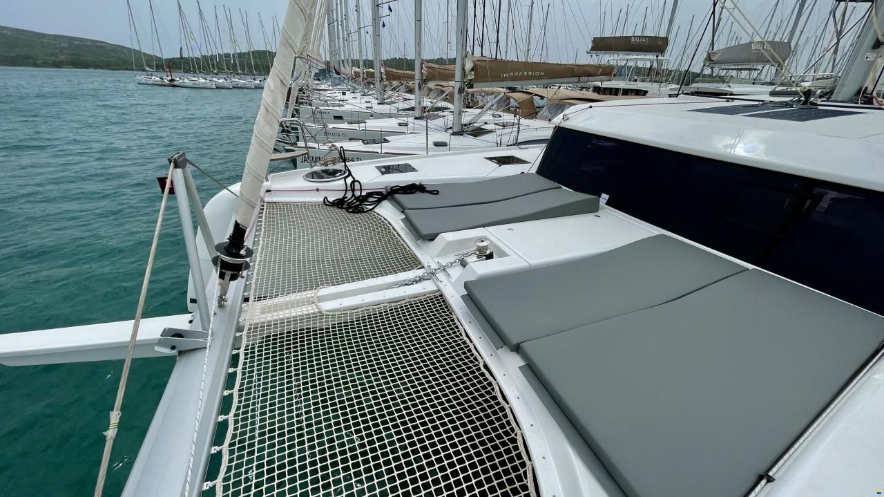 Dufour Catamarans 48